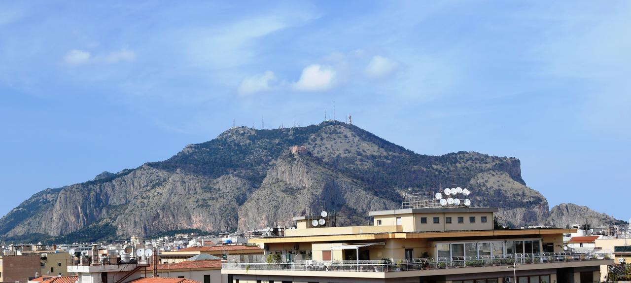 B&B Attico 33 Palermo Buitenkant foto