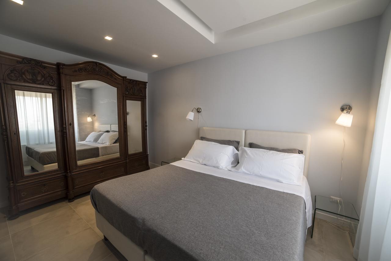 B&B Attico 33 Palermo Buitenkant foto