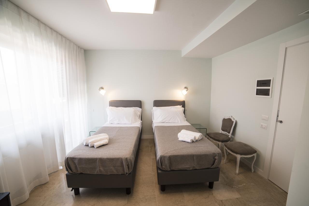 B&B Attico 33 Palermo Buitenkant foto